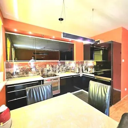 Apartment Red&yellow Gdansk