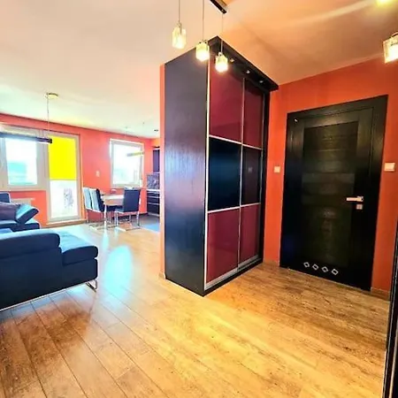 Apartment Red&yellow *